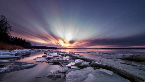 Cold Blue hour Wallpaper