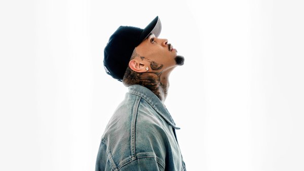 Chris Brown American singer Wallpaper
