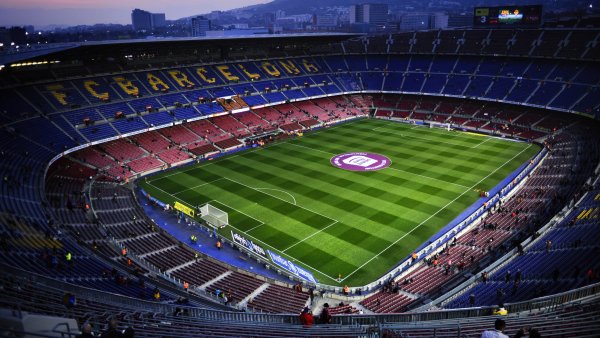 Camp Nou 5K Wallpaper