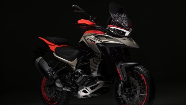Benelli TRK 800 2022 Wallpaper