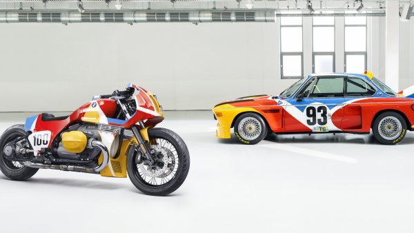 BMW 1.8 CSL Art Bike BMW Art car Wallpaper