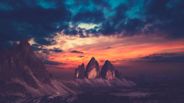 Sunset Rock formations Wallpaper