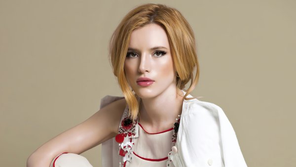 Bella Thorne Beautiful actress Wallpaper