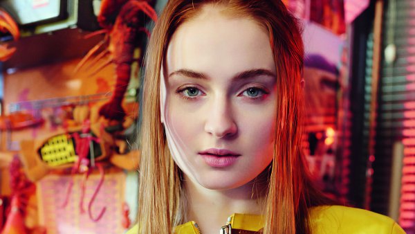 Sophie Turner Closeup Wallpaper