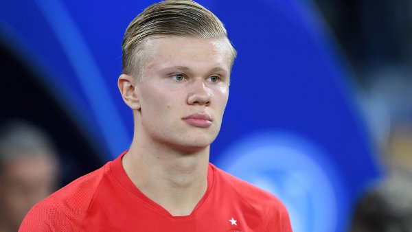 Erling Braut Haaland Striker Wallpaper