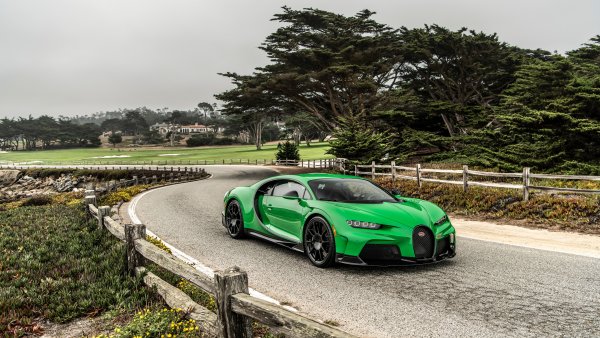 Bugatti Chiron Super Sport 2022 Wallpaper