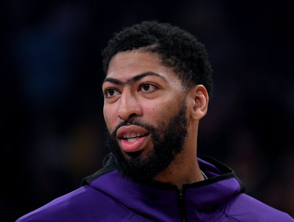Anthony Davis Lakers Wallpaper