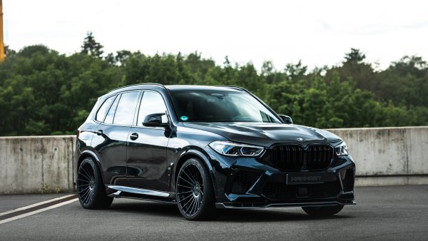 Manhart MHX5 700 BMW X5 M Competition Wallpaper