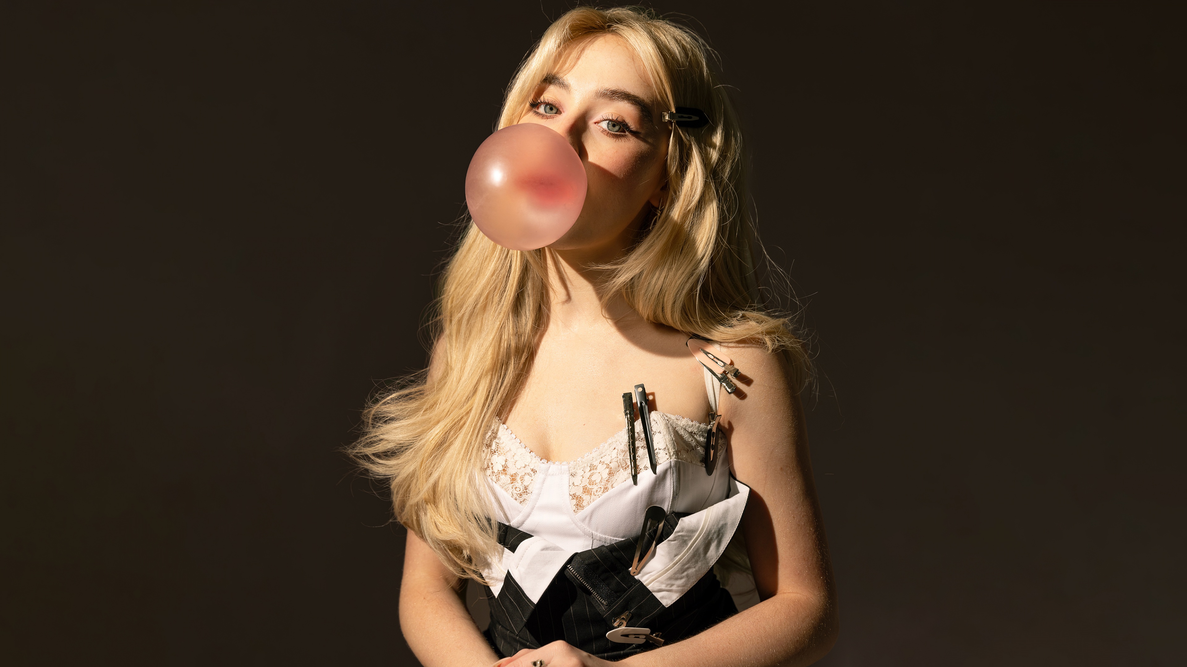 Sabrina Carpenter Rolling Stone Wallpaper