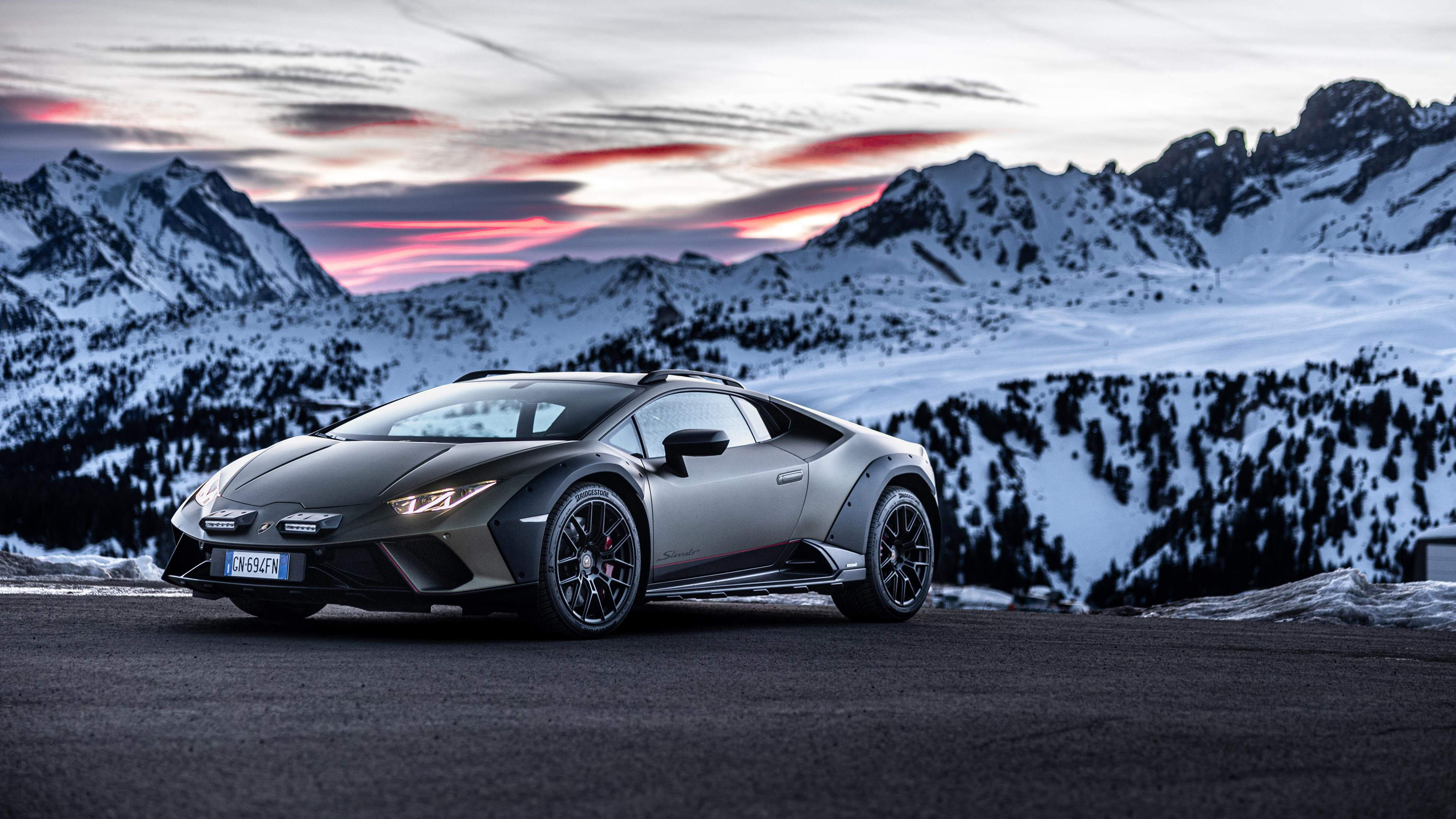 Lamborghini Huracan Sterrato Outdoor Wallpaper