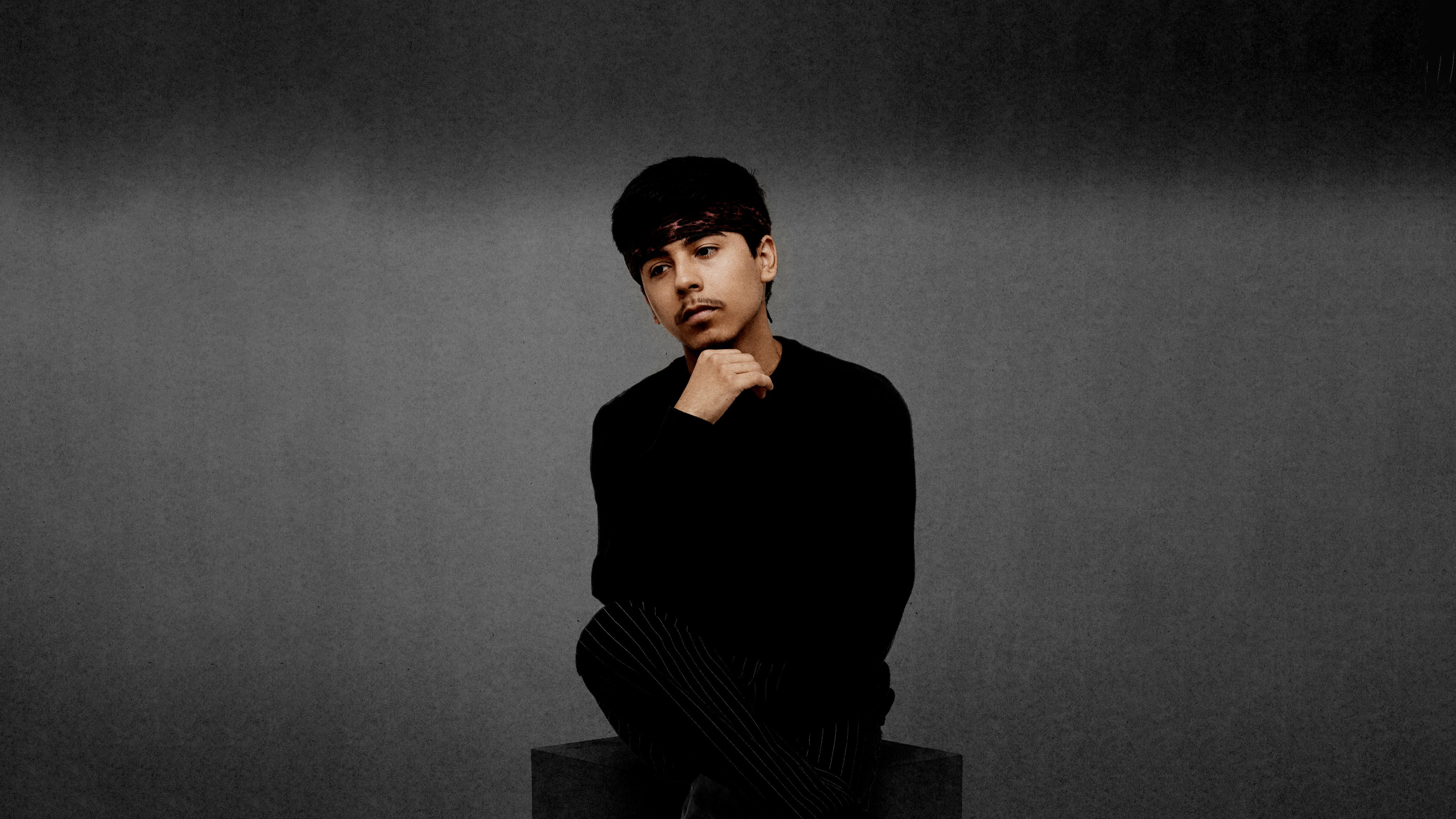 Ivan Cornejo American singer Wallpaper