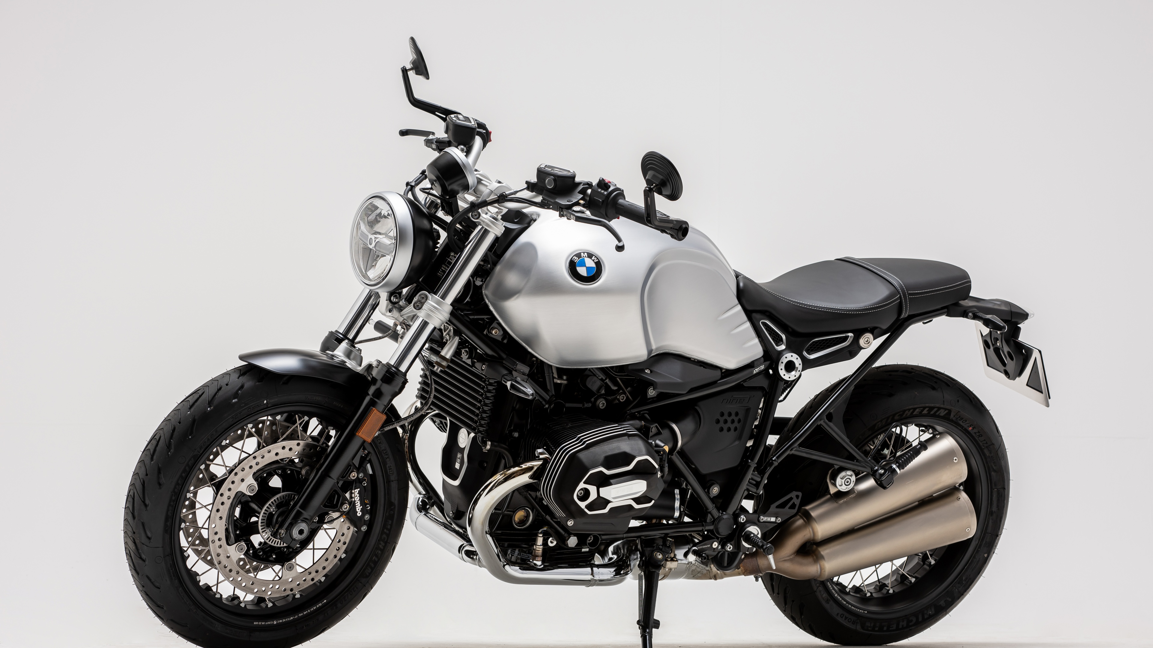 BMW R nineT 8K Wallpaper