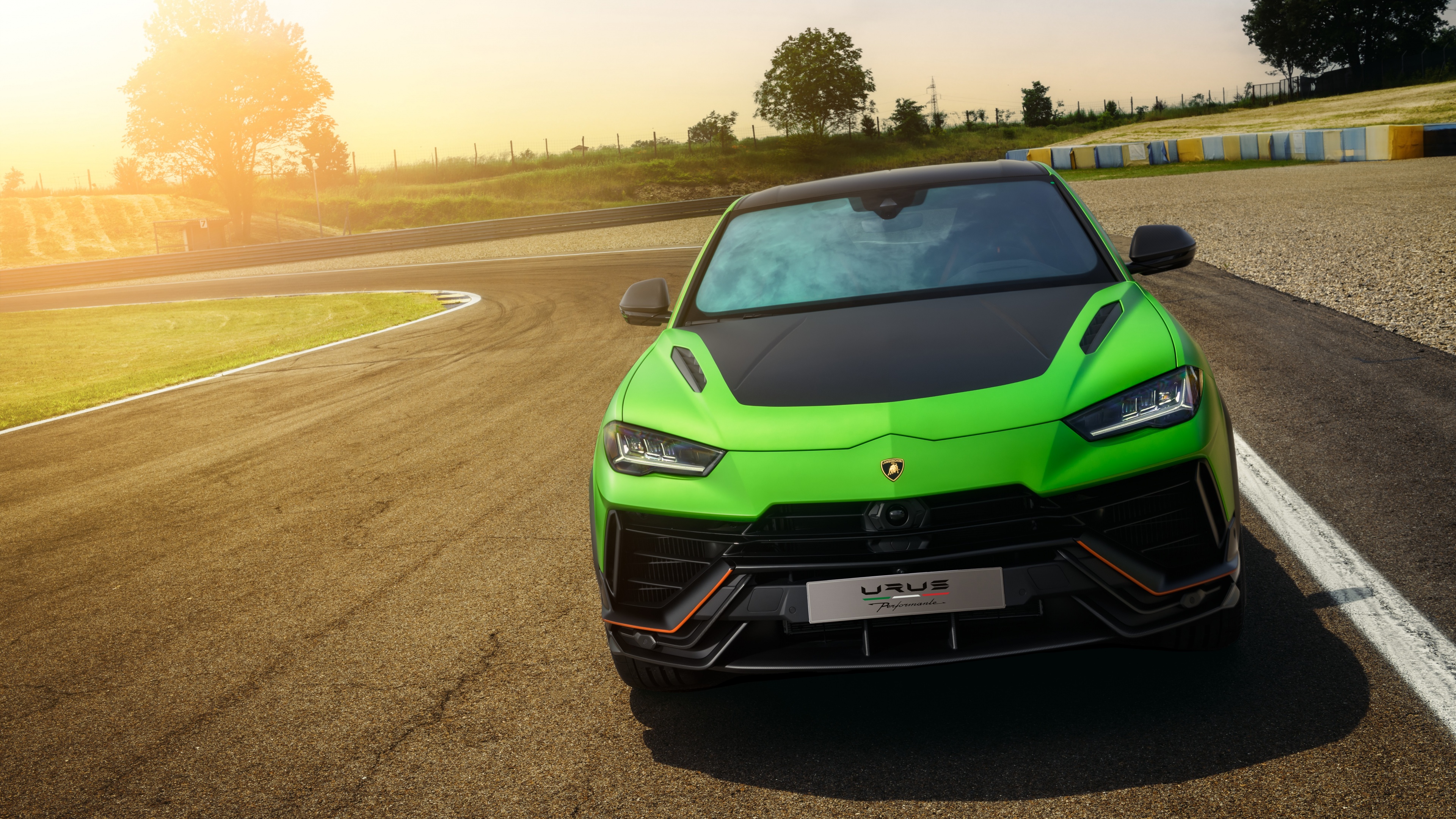 Lamborghini Urus Performante Essenza SCV12 Wallpaper