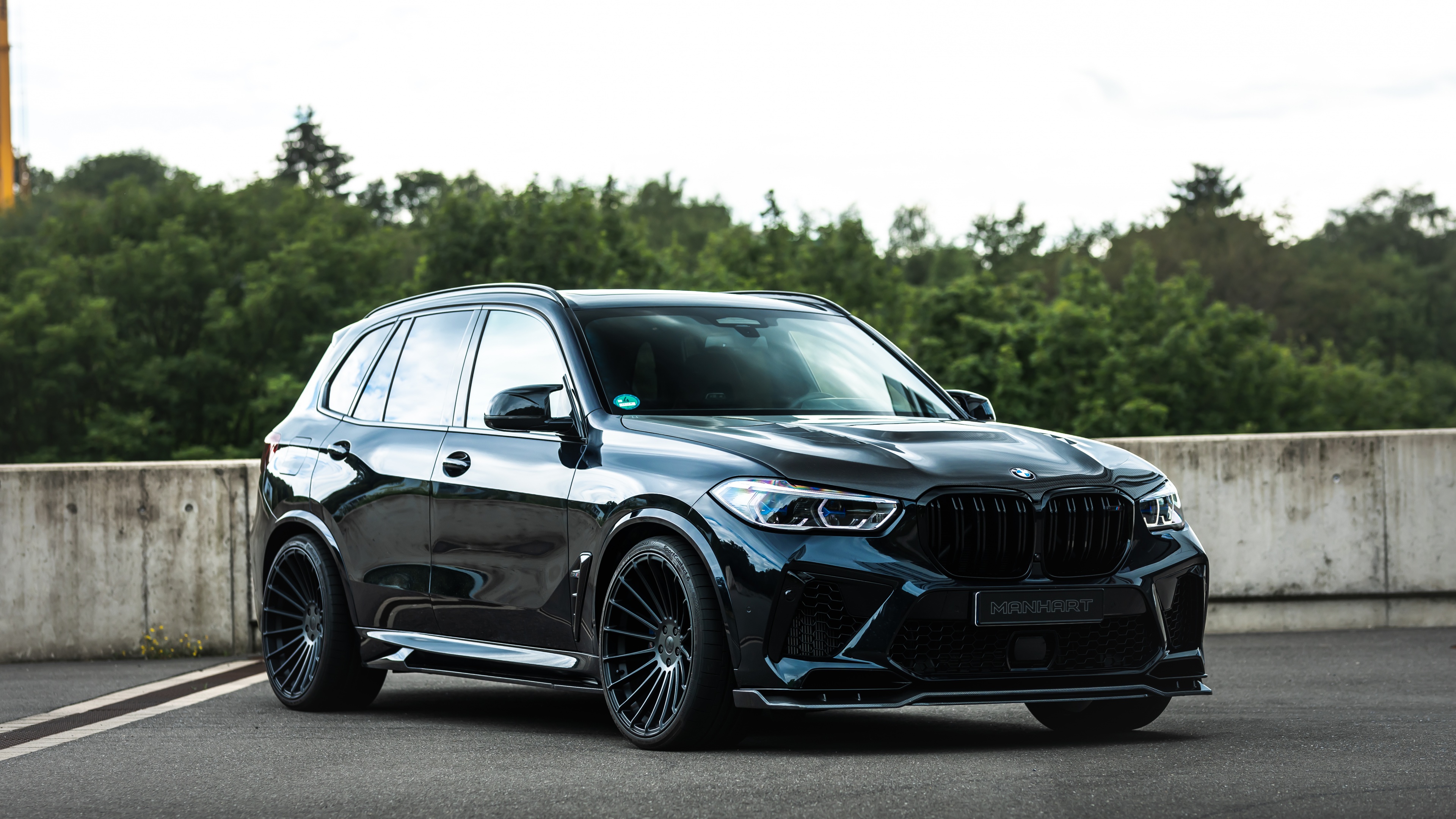Manhart MHX5 700 BMW X5 M Competition Wallpaper